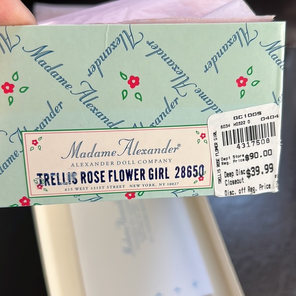 Madame Alexander Doll - Trellis Rose Flower Girl - Picture 2 of 2